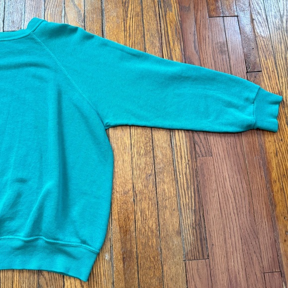 70’s College of William & Mary True Vintage Crewneck Sweater - Picture 12 of 16